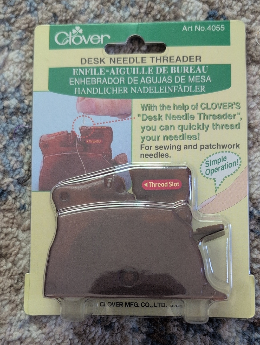 Clover Desk EASY Needle Threader For Fabric Craft Sewing Patch Quilt Work